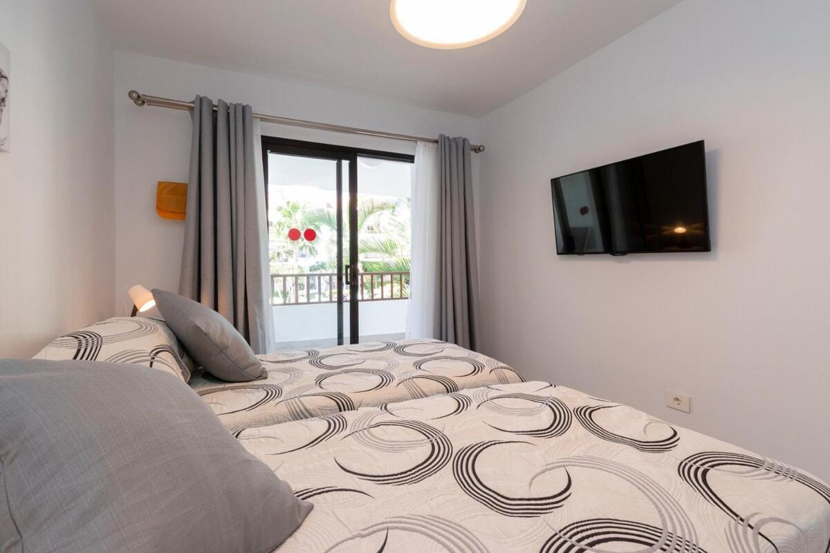 Cristian Sur Luxury 2 Bedroom Apartment Los Cristianos (Tenerife) Eksteriør bilde