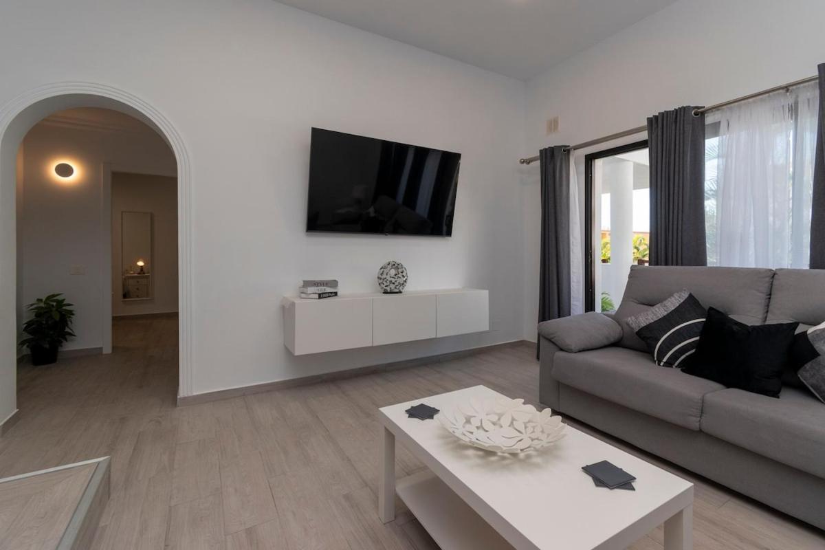 Cristian Sur Luxury 2 Bedroom Apartment Los Cristianos (Tenerife) Eksteriør bilde